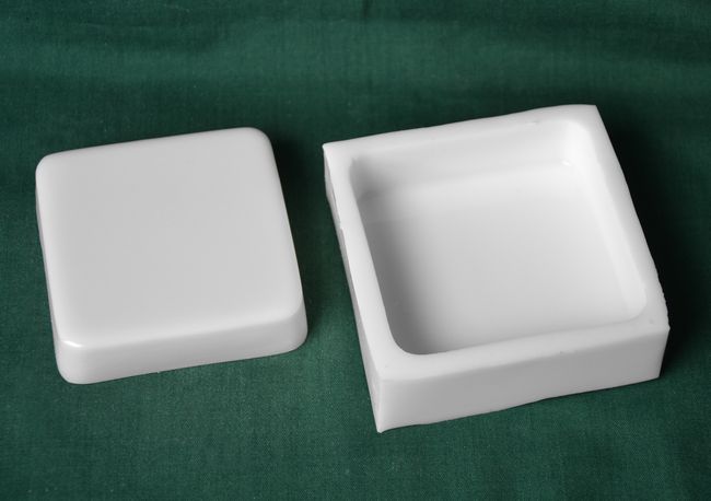 Čtverec základní s lesklým povrchem 6,5x6,5x1,6cm