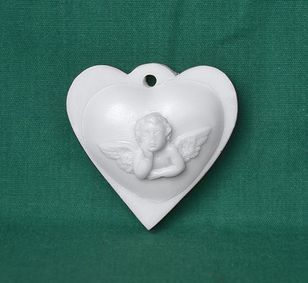 Relief srdce s andělíčkem přívěsek - 4,5x4,5cm