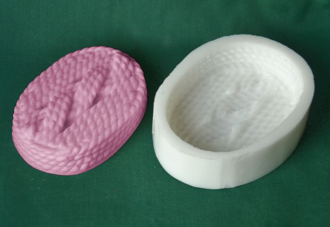 Mýdlo pletené, ovál, vel. 9x6,5cm