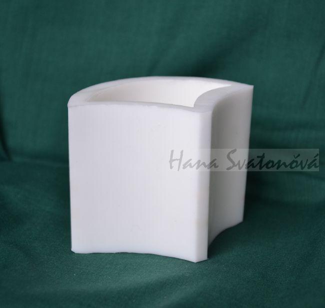 Segment 1, vysoký rovný se zaoblenou hranou, výška 6,3cm