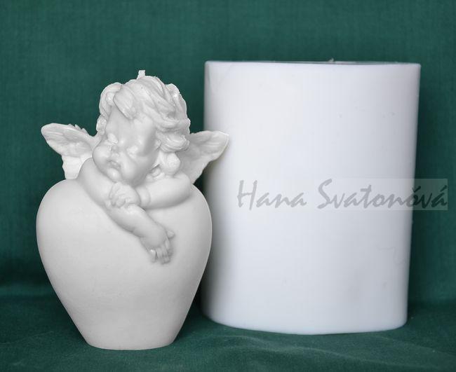 Andělíček na srdci  - výška 11cm