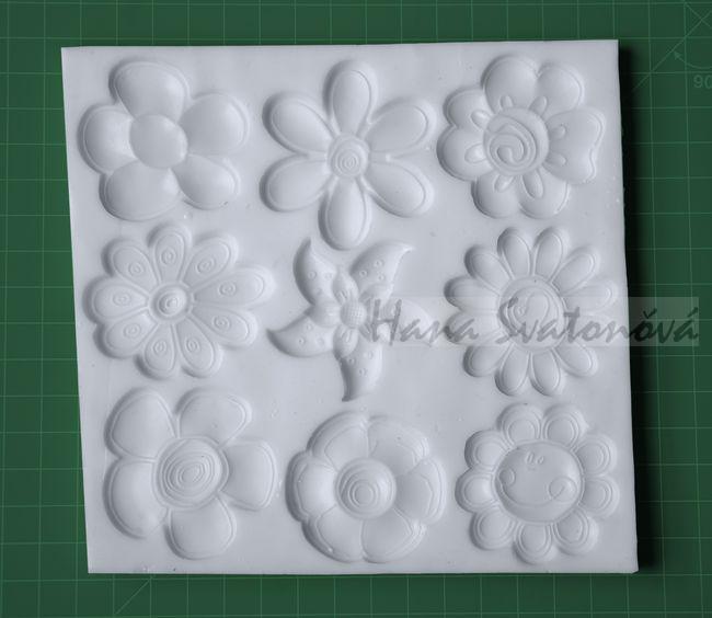 Relief Tabulka Květy