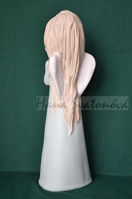 Anděl s podepřenou hlavou - výška 33cm