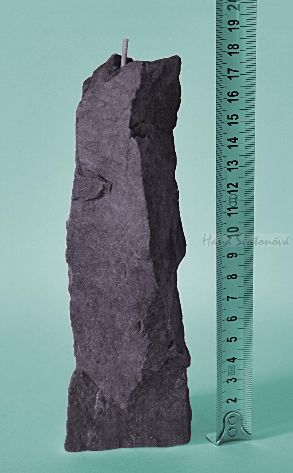 Kámen 37 - výška 18cm