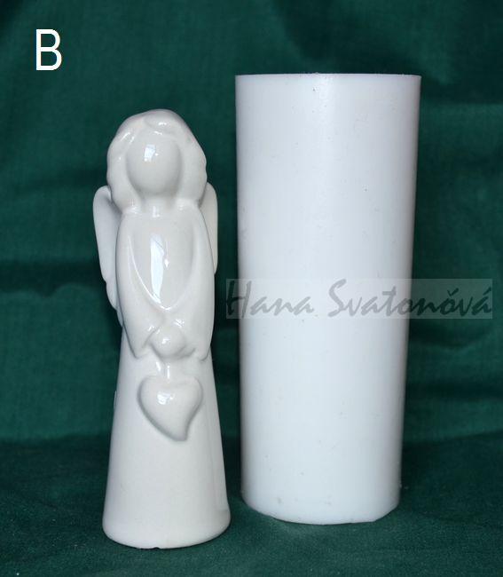 Anděl bílý se srdcem - výška 13cm
