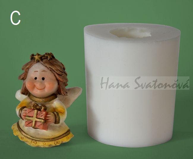 Andělka s hvězdou na čele - výška 4,5cm