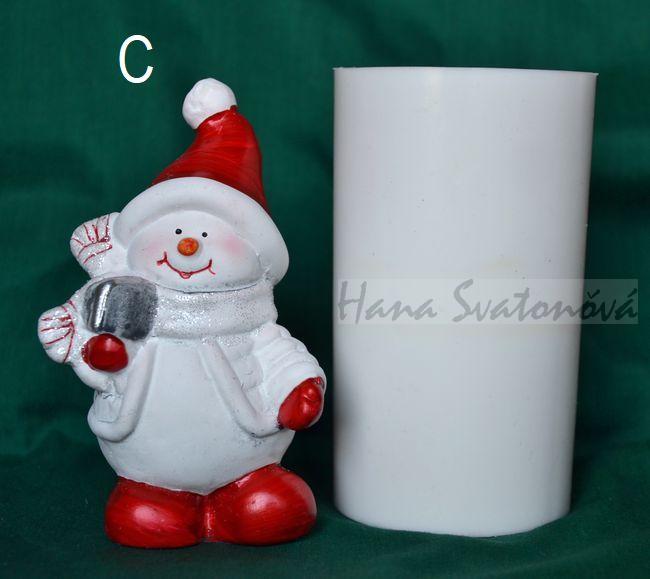 Sněhulák s červenou čepicí - výška 11cm